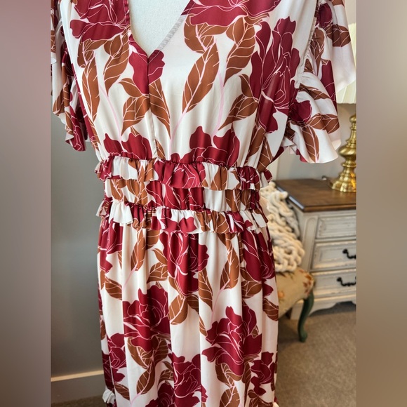 Böhme Floral Midi Dress Ruffle Waist Boho Romantic M - Picture 8 of 9